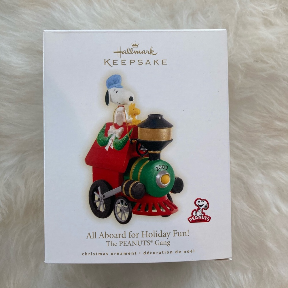 Hallmark Peanuts Ornament Snoopy and Woodstock